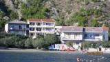 Charles apartmanok találhatók, egy kis faluban Duce (Lk Poljicka Road 49), két gyöngy Közép-Dalm...