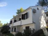 Apartmanok 4 és 6 fő részére, két hálószoba, nappali, konyha, fürdőszoba, terasz, erkély....