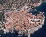 A hangulatos lakás szívében az Óváros Dubrovnik, csupán néhány lépésre a leginkább nyüzsg...