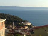 Teljesen felszerelt, modern apartman egy csendes place.We Makarska, egy 15-perces sétára találhat...