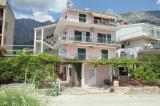 Villa Ravlić csendes részén Makarska, 230 méterre a központi része a városi strand. Ne a régi...