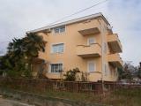 Az újonnan felújított, teljesen berendezett apartmanok egy csendes részén a városban. Az apartmanok...