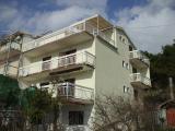 Szeretnéd, hogy tölteni a nyaralását Makarska, mi apartmanok és szobák Plavetnilo, szinte a fő...
