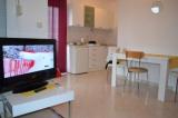 A turisztikai városrész modern, teljesen felszerelt apartman, a második sorban a második emeleten...