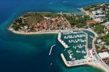 Teljesen felszerelt apartman Zadar-Borik kerületében, 2-5-perces sétára van plaže.Miran családi...